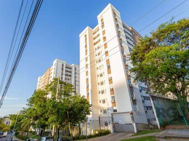 NO ROSSI PASSEO JUNTO AO IGUATEMI&lt;BR&gt;excelente Apartamento 2 quartos, 1 suíte,  banheiro social, living para 02 ambientes, cozinha, com uma vaga de garagem coberta e escriturada.&lt;BR&gt;Andar 