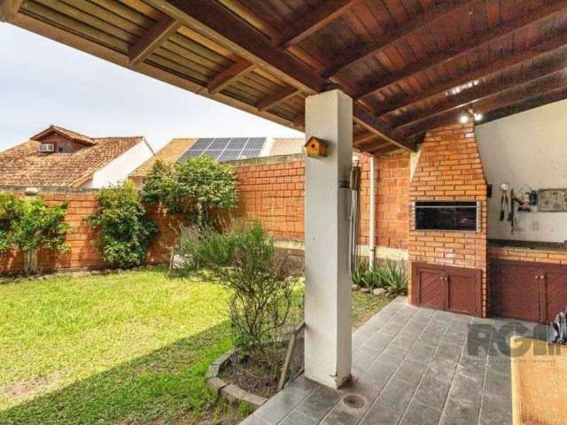 Casa condominio 3 dormitórios, 3 banh, 2 vagas, com infra, no bairro Cavalhada Porto Alegre RS&lt;BR&gt;&lt;BR&gt;Ótima Casa em condomínio com excelente localização. São 3 dormitórios de ótimos tamanh