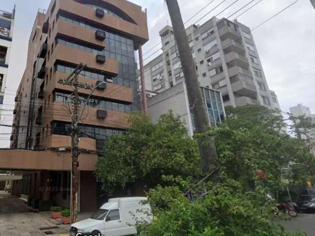 Oportunidade única para você adquirir uma sala comercial na Avenida Getúlio Vargas, 1594, no bairro Menino Deus, Porto Alegre. Com uma área privativa de 40,75 m² e total de 55,44 m², este espaço é ide