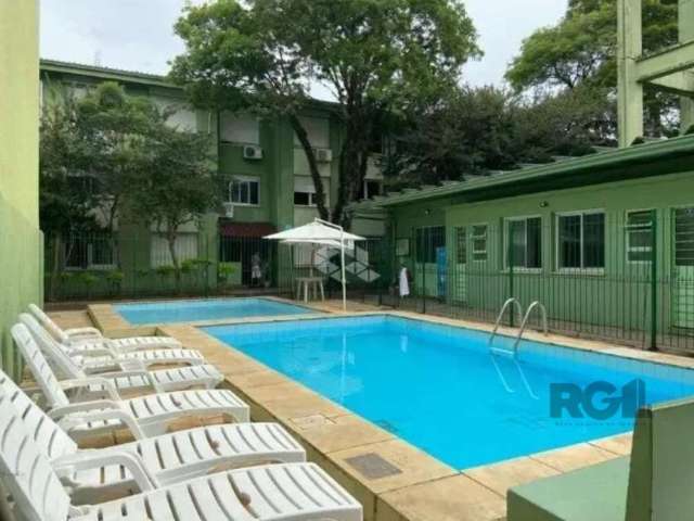 Apartamento 3 dormitórios, vaga de garagem e lareira no bairro Camaquã, Porto Alegre/RS.   &lt;BR&gt;&lt;BR&gt;Apartamento de 77,35m² mobiliado com 3 dormitórios, com lareira idealmente localizado par