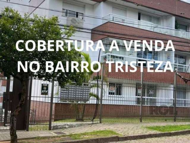 Excelente cobertura no início da R. Landel de Moura, bairro Tristeza.&lt;BR&gt;Cobertura com 2 quartos, sendo 1 suíte, sala super ampla com sacada e com terraço. O Terraço tem churrasqueira coberta e 