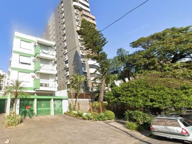 ÓTIMO IMÓVEL NA RUA GONÇALVES DIAS COM 44 m²  privativos- Apartamento de um dormitório, banheiro social com ventilação direta e vaga de garagem. Tudo isso no coração do bairro Menino Deus!  Imóvel ent