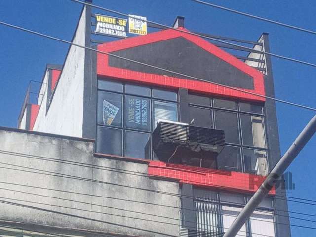 Otima sala comercial, desocupada. fundos silenciosa.condominio com elevador, portaria 12 horas.  excelente localização proximo a agencias bancarias, escolas e comercio em geral.