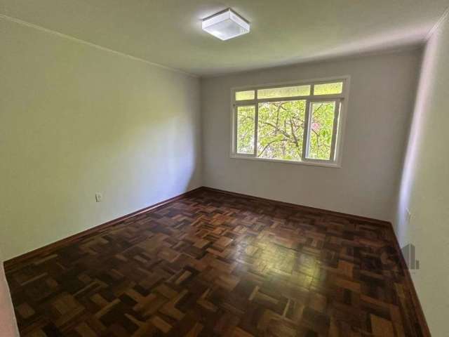 Apartamento JK para venda no bairro Menino Deus.&lt;BR&gt;&lt;BR&gt;Imóvel com 33m², no quarto andar, 1 dormitório/sala, cozinha com balcão, piso parquet, bem arejado e silencioso.&lt;BR&gt;&lt;BR&gt;