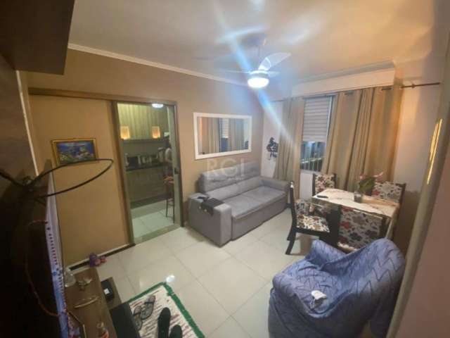 APARTAMENTO, 2 DORMITÓRIOS, 1 VAGA DE GARAGEM, BAIRRO CRISTAL, PORTO ALEGRE/RS    &lt;BR&gt;   &lt;BR&gt;Apartamento com dois dormitórios, ambos  com ar condicionado Split; no segundo andar,  sala e c