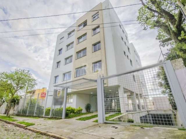 O CONDOMÍNIO EDIFÍCIO SOLAR DA PRAÇA É COMPOSTO POR 16 (DEZESSEIS) UNIDADES DE APARTAMENTOS &lt;BR&gt;COM 02 (DOIS) DORMITÓRIOS, SUÍTE NO DORMITÓRIO DO CASAL, SALA DE ESTAR E JANTAR, BANHEIRO SOCIAL, 