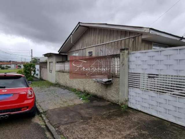 Casa para Venda em Curitiba, Pinheirinho, 3 dormitórios, 2 banheiros, 5 vagas