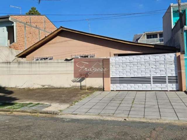 Casa para Venda em Curitiba, Xaxim, 4 dormitórios, 2 banheiros, 1 vaga