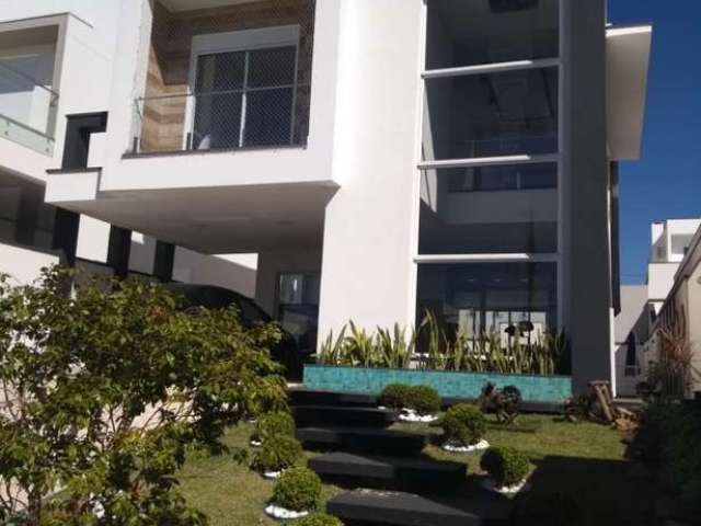 Casa em condomínio fechado com 3 quartos à venda no Aruã, Mogi das Cruzes  por R$ 2.990.000