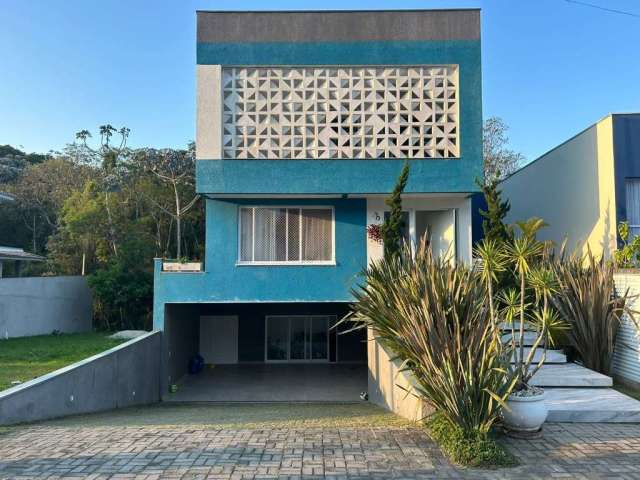 Casa em condomínio fechado com 3 quartos à venda no Aruã, Mogi das Cruzes  por R$ 2.400.000