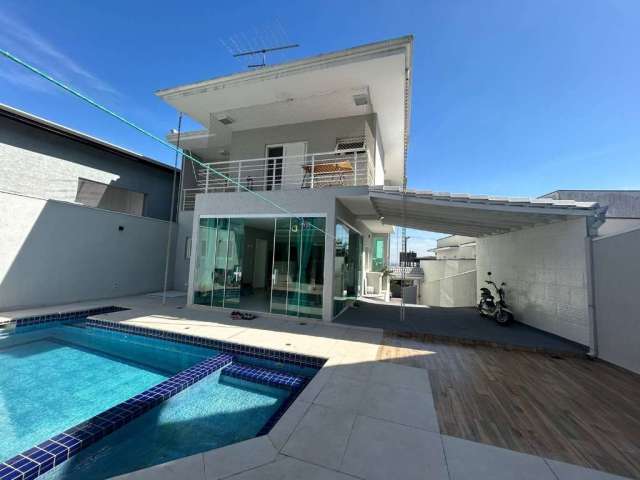 Casa com 4 quartos à venda no Aruã, Mogi das Cruzes  por R$ 2.000.000