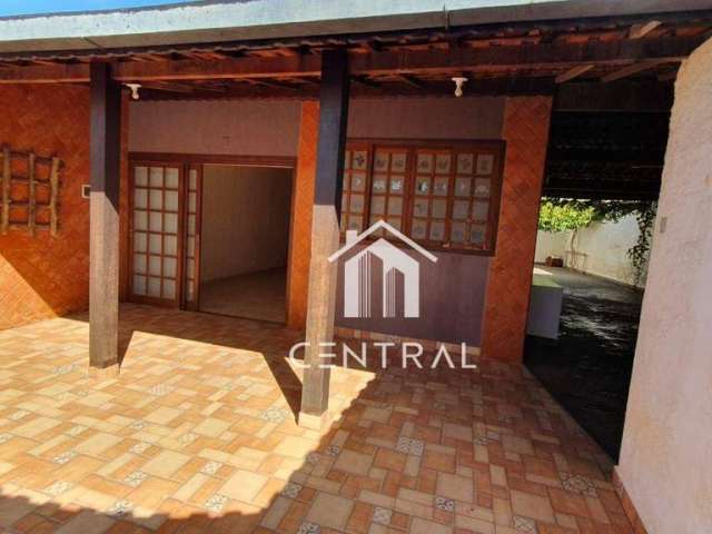 Casa com 3 dormitórios à venda, 200 m² por R$ 450.000 - Wanel Ville - Sorocaba/SP