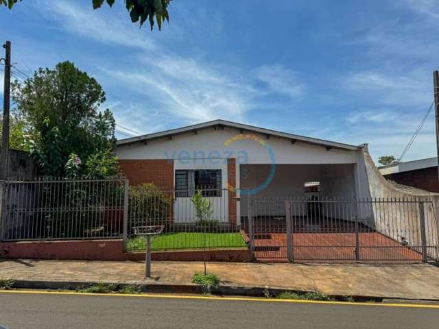 Casa Residencial com 3 quartos  à venda, 174.00 m2 por R$498000.00  - Petropolis - Londrina/PR