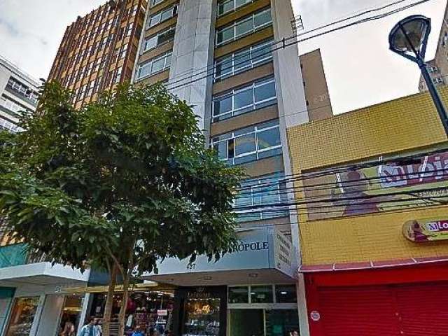 Sala à venda, 52.00 m2 por R$209000.00  - Centro - Londrina/PR