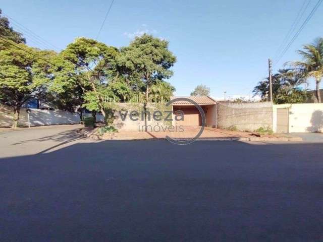 Casa Residencial com 5 quartos  à venda, 400.00 m2 por R$1600000.00  - Waldemar Hauer - Londrina/PR