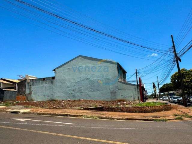 Terreno para alugar, 317.27 m2 por R$1600.00  - Alexandre Urbanas - Londrina/PR