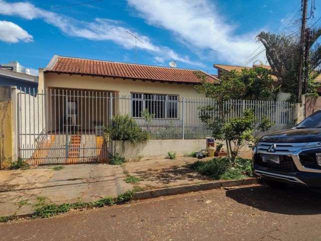 Casa Comercial para alugar, 177.24 m2 por R$5500.00  - Guanabara - Londrina/PR