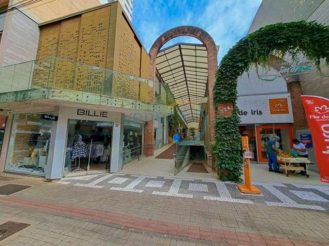 Barracão_Salão_Loja para alugar, 21.00 m2 por R$1650.00  - Centro - Londrina/PR