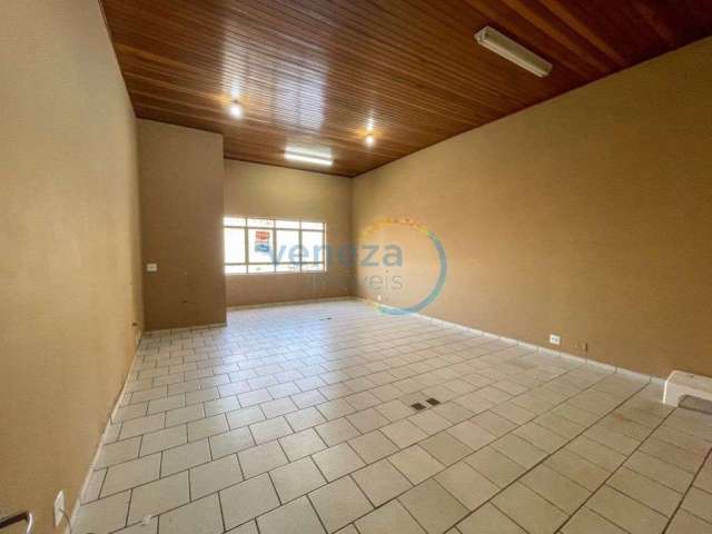 Sala para alugar, 56.54 m2 por R$680.00  - Centro - Londrina/PR