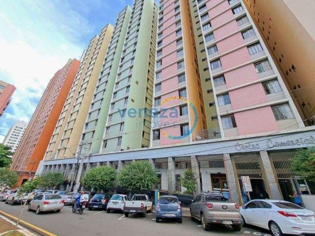 Apartamento com 3 quartos  para alugar, 80.00 m2 por R$800.00  - Centro - Londrina/PR