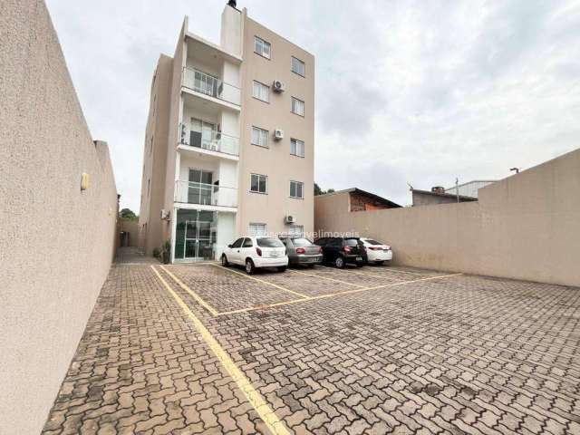 Apartamento com 1 Suíte e 2 Dormitórios à venda, 81 m² por R$ 375.000 - Santa Cruz - Cascavel/PR