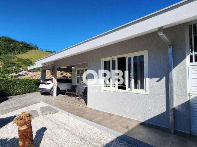 Casa em amplo terreno com 2 dormitórios à venda, 135 m² por R$ 899.000 - Bela Vista - Gaspar/SC