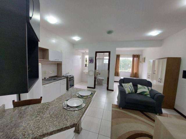 Apartamento com 1 dormitório para alugar, 37 m² por R$ 1.721,90/mês - Fortaleza - Blumenau/SC