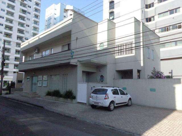 Casa com 3 dormitórios à venda, 380 m² por R$ 1.800.000,00 - Ponta Aguda - Blumenau/SC