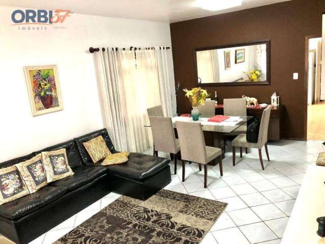 Casa com 3 dormitórios à venda, 210 m² por R$ 795.000,00 - Victor Konder - Blumenau/SC