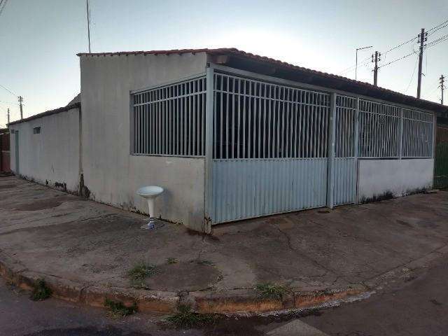 Casa para Venda em Brasília, Recanto das Emas, 3 dormitórios, 1 suíte, 2 banheiros, 4 vagas