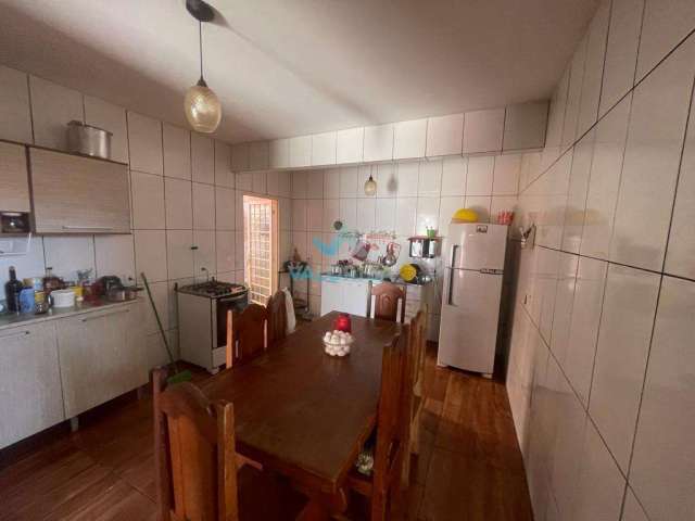 Casa para Venda em Brasília, Ceilândia Sul (Ceilândia), 7 dormitórios, 2 suítes, 6 banheiros, 6 vagas