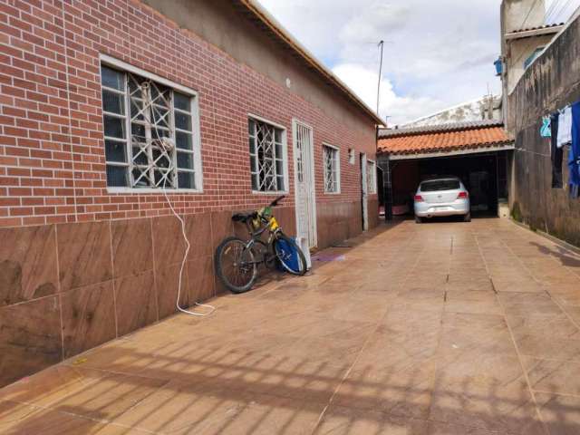 Casa para Venda em Brasília, Samambaia Sul (Samambaia), 3 dormitórios, 1 suíte, 2 banheiros, 5 vagas