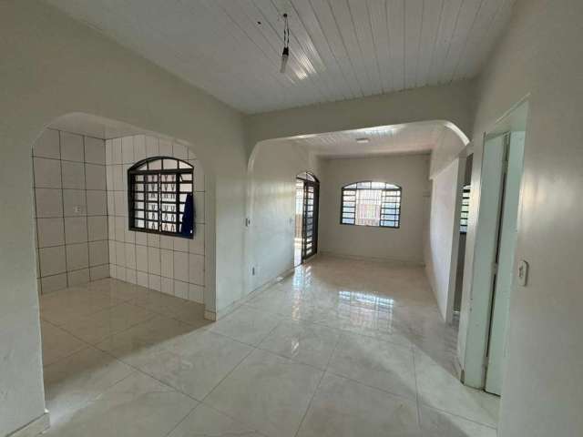 Casa para Venda em Brasília, Ceilândia Sul (Ceilândia), 3 dormitórios, 2 banheiros, 2 vagas