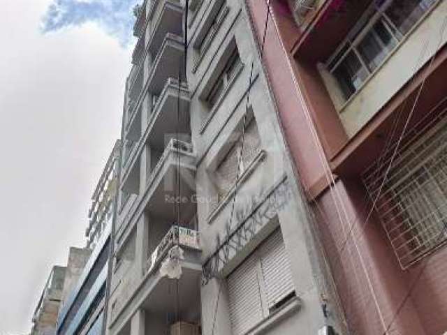 Amplo apartamento de 03 dormitório com são 101,64 m² privativos. Dependência de empregada. Apartamento de frente com sacada, vista para o rio Guaíba. &lt;BR&gt;O condomínio oferece portaria em  horári