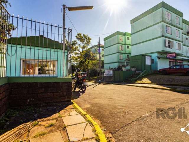 Apartamento 3 dormitórios, 2 vagas de garagem, no bairro Nonoai, Porto Alegre/RS      &lt;BR&gt;&lt;BR&gt;Excelente apartamento de 04 dormitórios transformado em 03, sala de jantar , conta também com 