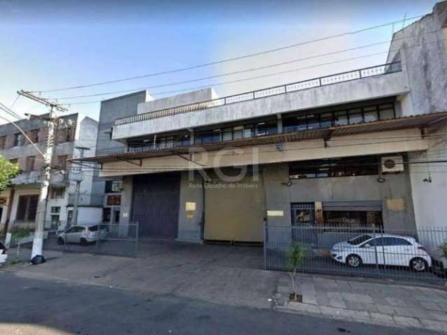 vendo pavilhão em Porto Alegre/RS. com 777,57 m² de área , e 2.782,19 m² de área construída e pé direito de 6 m. Escritório, sanitários e cozinha com churrasqueira. Prédio  comercial. Excelente locali