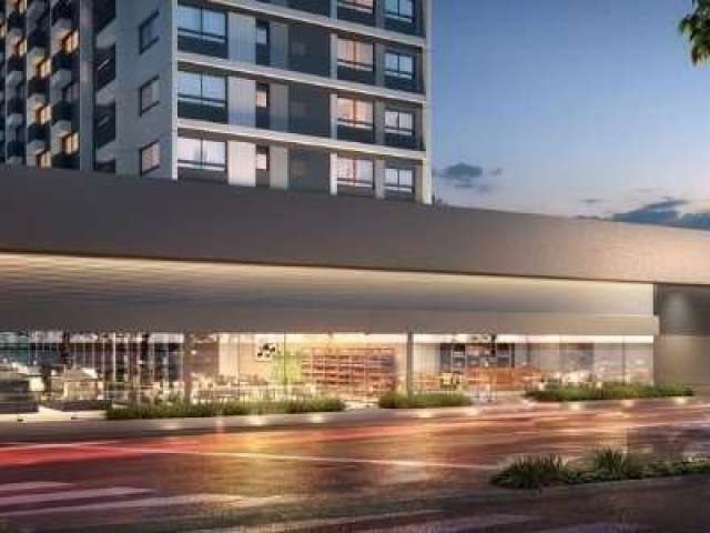 Vende-se  apartamento de 1 dormitório com, 25m² de área privativa, andar alto, dormitório integrado ao living e banheiro, vem com piso e depósito. Excelente opção de moradia e investimento, localizado