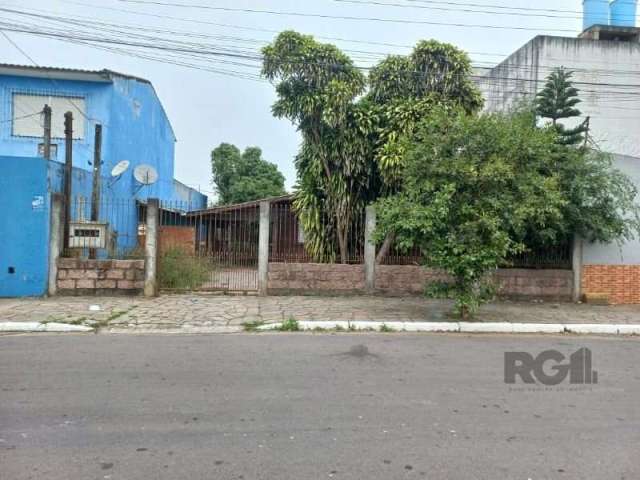 ÓTIMO TERRENO,  com  casa mista, Rua Henrique dias, 452 Rio Branco em Canoas.&lt;BR&gt;Apenas 5 KM do aeroporto salgado filho. (8 minutos)&lt;BR&gt;Terreno  13 X 38 (494 m2) com casa mista na frente +