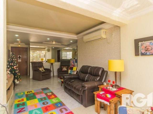 Excelente apartamento 110m² privativos 3 dormitórios, e sacada.  Rua Elias Bothome, Jardim Itu Sabará,&lt;BR&gt;Semimobiliado, 3 dormitórios sendo 1 suíte e banho social.  Sacada integrada, living amp