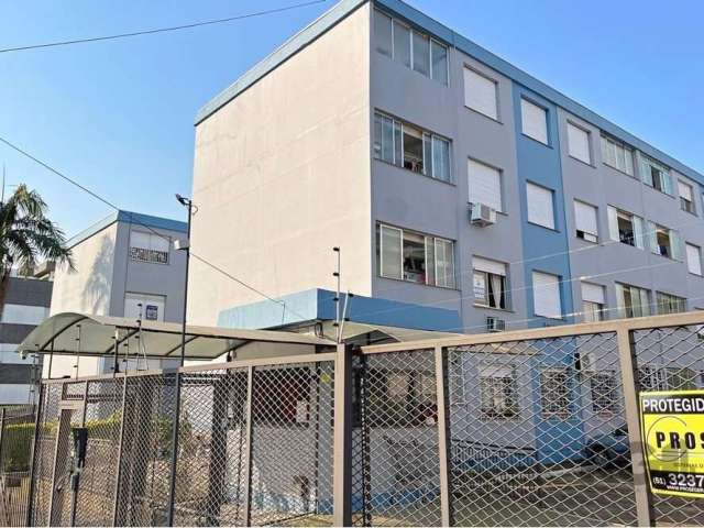 Excelente apartamento no bairro Santo Antônio, localizado entra a Av. Oscar Pereira e Av. Bento Gonçalves. Imóvel em ótimo estado de conservação, possui sala, 2 dormitórios, 1 banheiro, cozinha e área