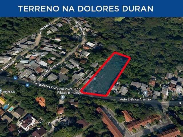 Ótimo terreno à venda na Rua Dolores Duran, a 200m da Av. Bento Gonçalves, próximo ao campus da URGS. Não perca esta oportunidade, com uma área de 2350 m² por apenas 620.000,00. Preço e disponibilidad