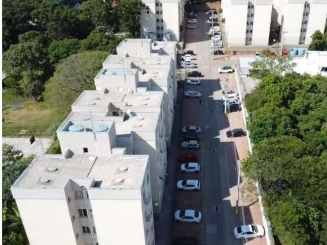 Excelente Oportunidade!! Descubra este encantador apartamento localizado na Rua Intendente Alfredo Azevedo, nº 843, no coração do bairro Glória, em Porto Alegre. Com uma área privativa de 42,82 m² e u