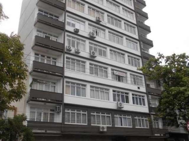 Libertas vende apartamento em  frente  Faculdade de Odontologia e Hospital de Clinicas, Hall de entrada,  três dormitórios um com sacada,  uma suite, living dois ambientes, cozinha área de srviço, wc 