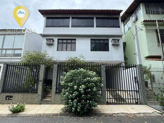 Casa triplex 4 quartos em bairro de Lourdes