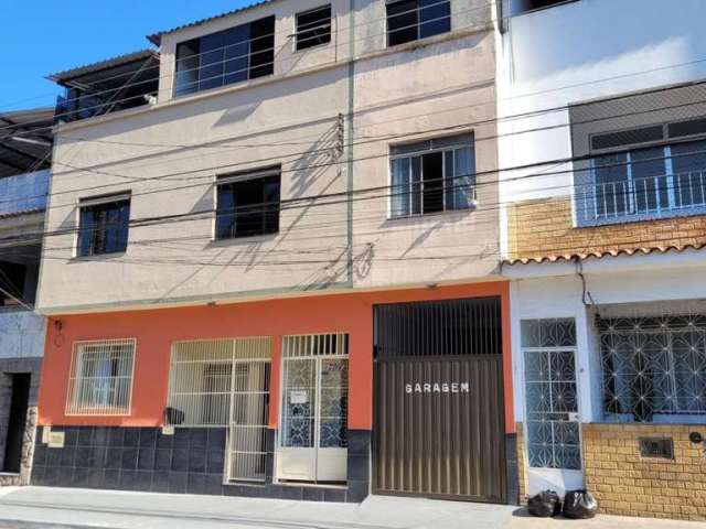 Casa para Venda em Juiz de Fora, Santa Terezinha, 2 dormitórios, 2 banheiros