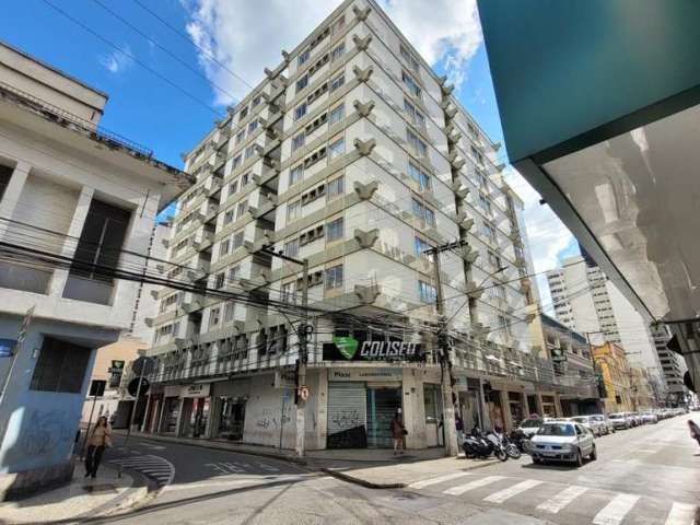 Apartamento para Locação em Juiz de Fora, Centro, 1 dormitório, 1 banheiro