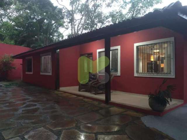 Casa Linear a Venda em Condomínio Fechado