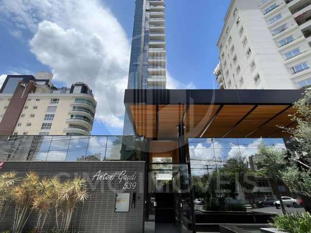 Apartamento Residencial Antoni Gaudí – 265m² Privativos, 3 Suítes e 4 Vagas