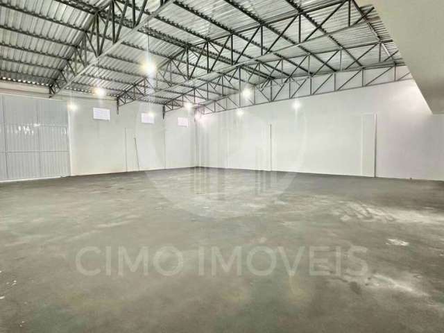 Galpão para Alugar em Itapema - Bairro Morretes 250m²