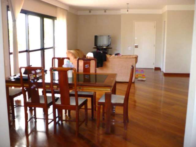 Apartamento com 4 dormitórios à venda, 190 m² por R$ 1.070.000,00 - Vila Ema - São José dos Campos/SP